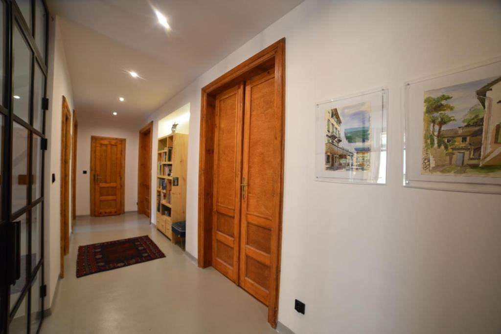Designer 110m2 With King Size Beds&equipped Kitchen Apartment *