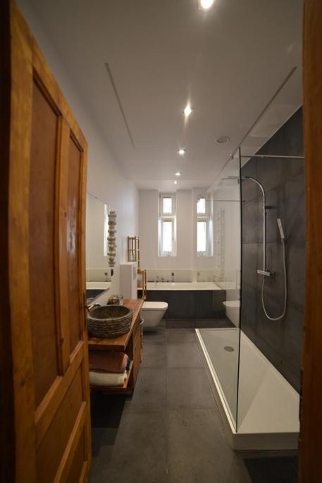 Apartment Designer 110m2 With King Size Beds&equipped Kitchen *