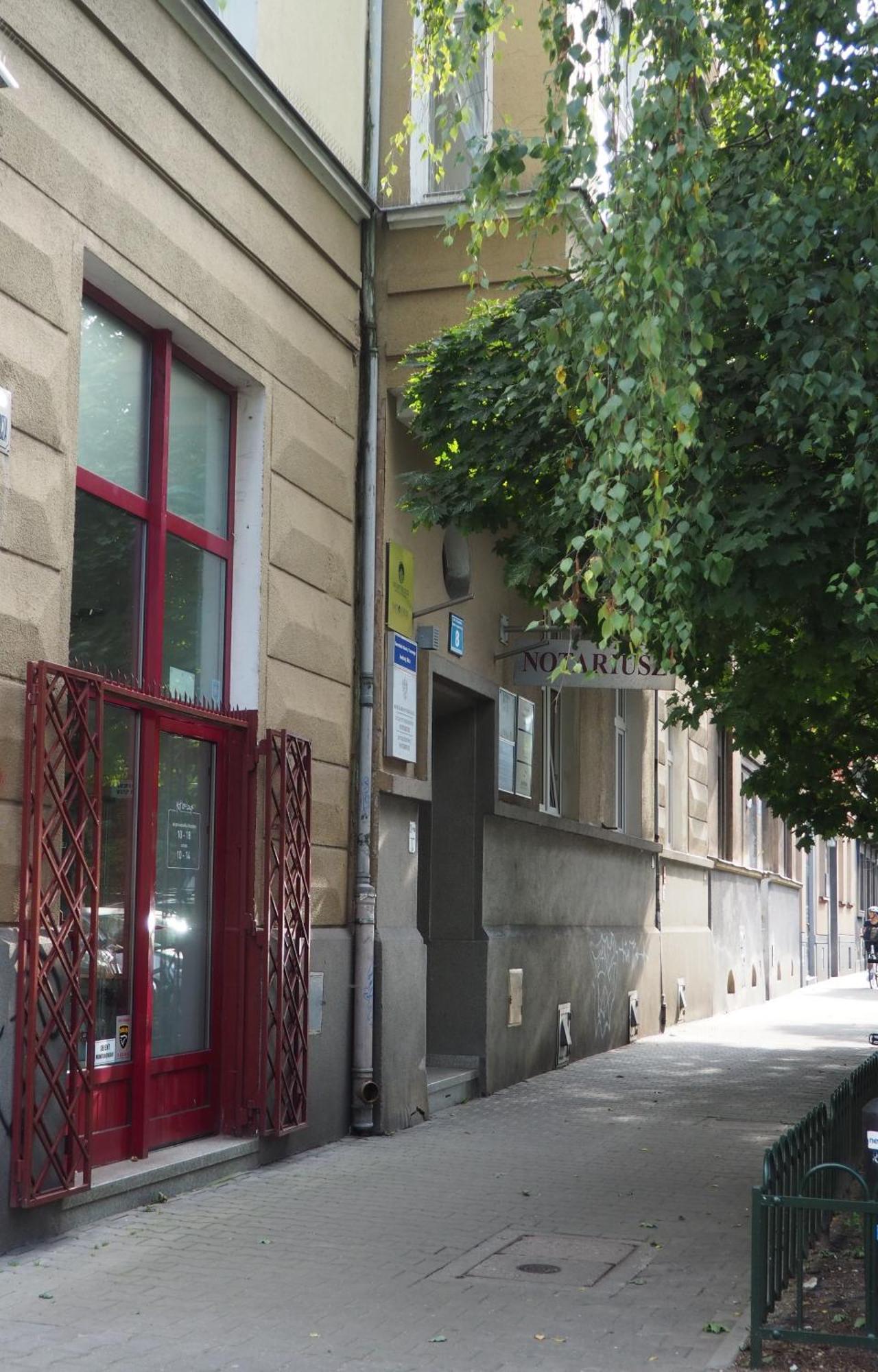 Designer 110m2 With King Size Beds & Equipped Kitchen Appartement *